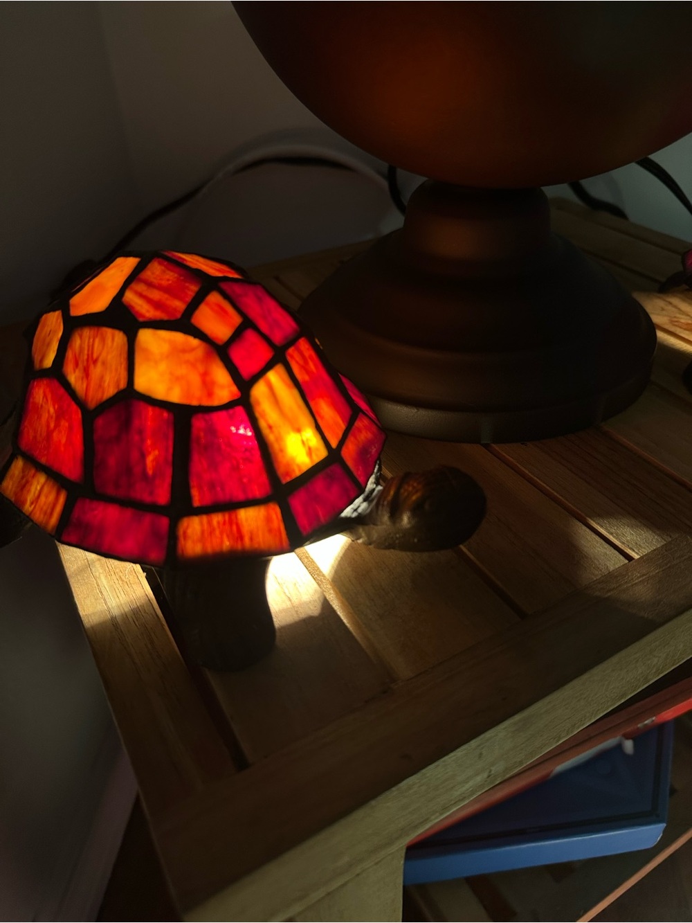 Turtle Mosaic Stained Glass Accent Lamp - Red and Orange